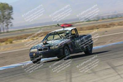 media/Oct-01-2022-24 Hours of Lemons (Sat) [[0fb1f7cfb1]]/10am (Front Straight)/